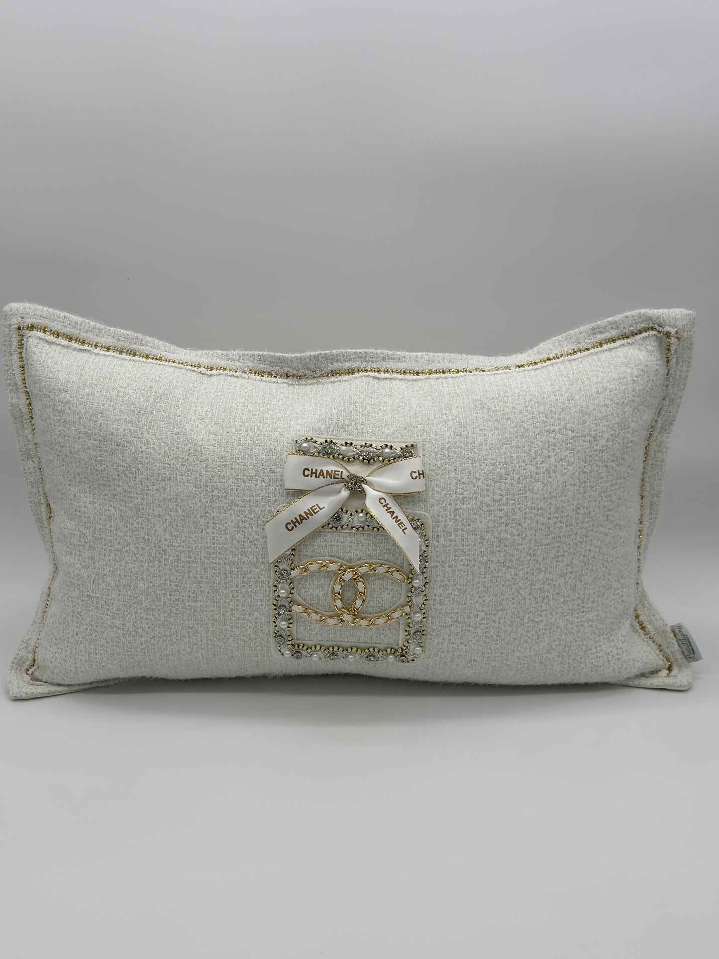 Gold Charming Pillow Cover