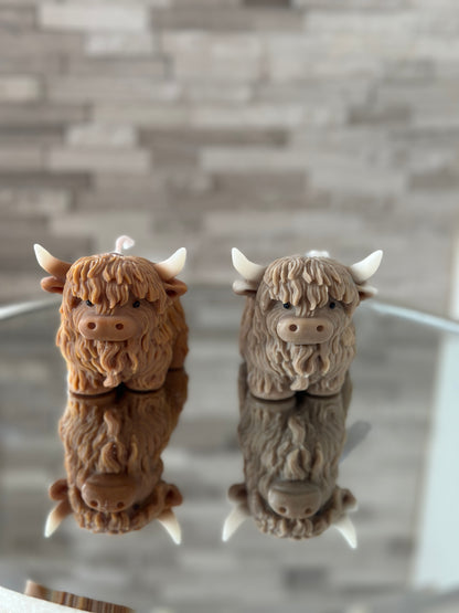 Highland Cow Candle