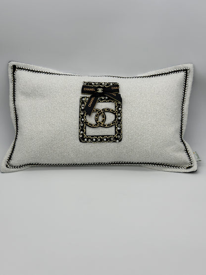 Black Charming Pillow Cover